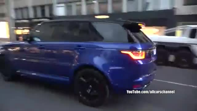 伦敦夜晚街头实拍跑车车灯光线