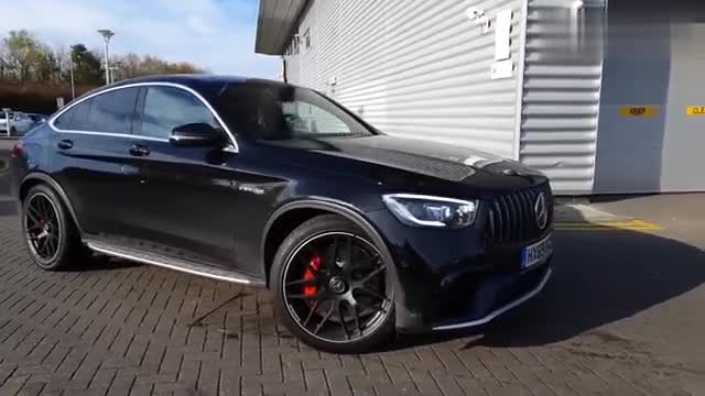 轿跑SUV，实拍2020款奔驰AMGGLC63SCoupe