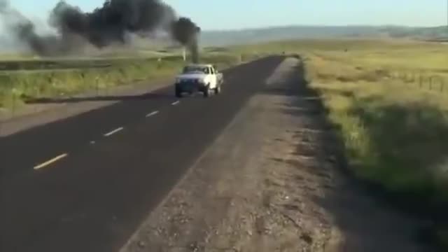 街头实拍豪华感不错的性能车，你