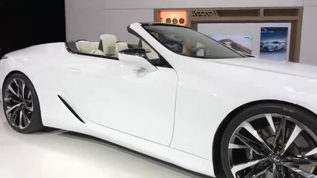 全新雷克萨斯LC500敞篷版，外观