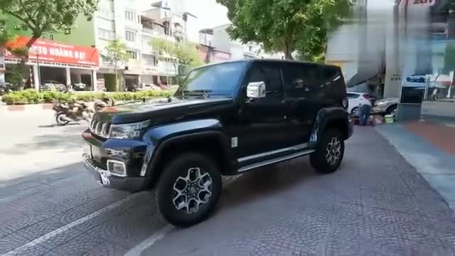 实拍北京BJ40，就喜欢它这份硬派气