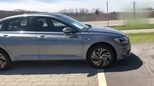 速腾将换代外观大整容，实拍国外