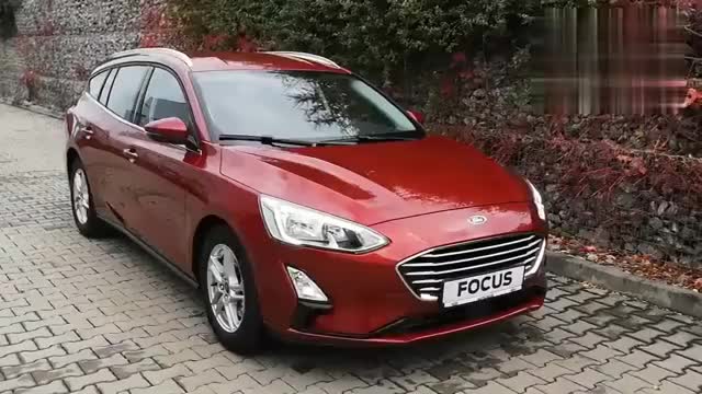 时尚动感，实拍新款福特福克斯旅