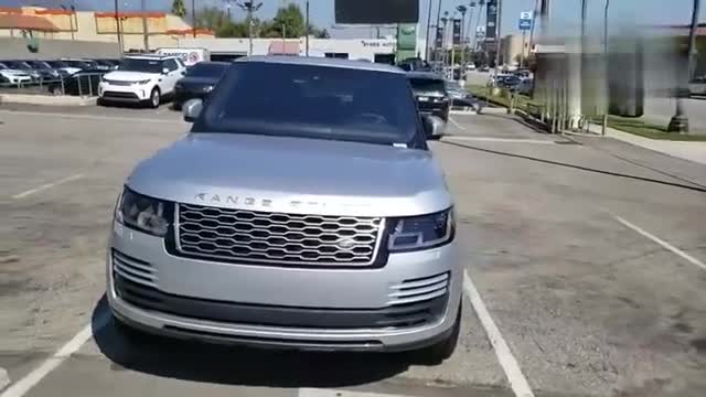 实拍路虎揽胜，这气场霸气得很啊