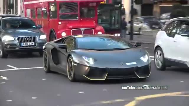 实拍超跑道路疯狂加速加速度不