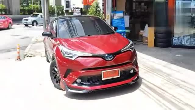 帅得不像一台SUV，实拍红色改装丰