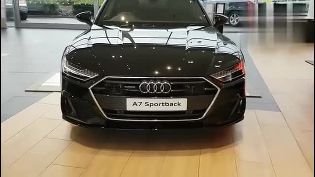 实拍新款奥迪A7，绝不平庸用颜值挑