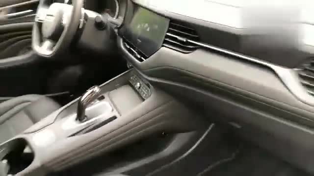 实拍哈弗F7，看完外观内饰还决定买