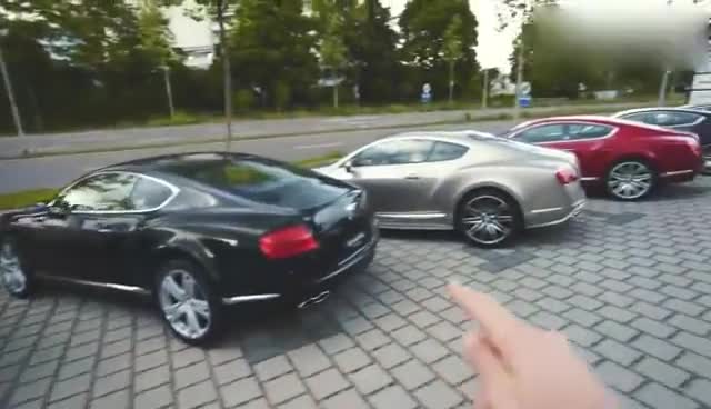 宾利到货，拉开车衣的那刻才知道有多惊喜