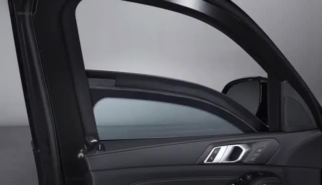 超级豪华的感觉，全新防弹版宝马X5展示