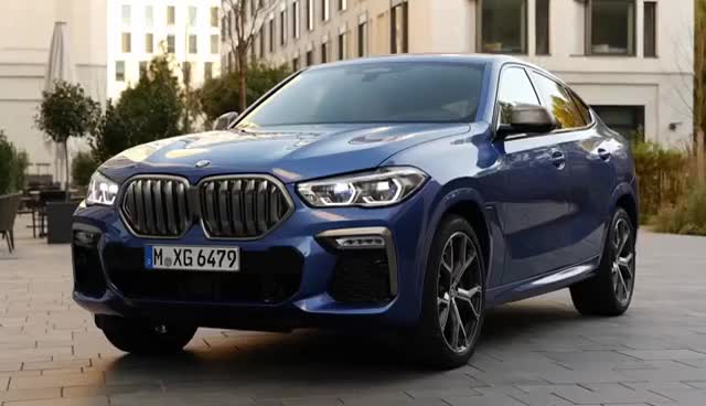 全新宝马X6M50i车头部分与X5如出
