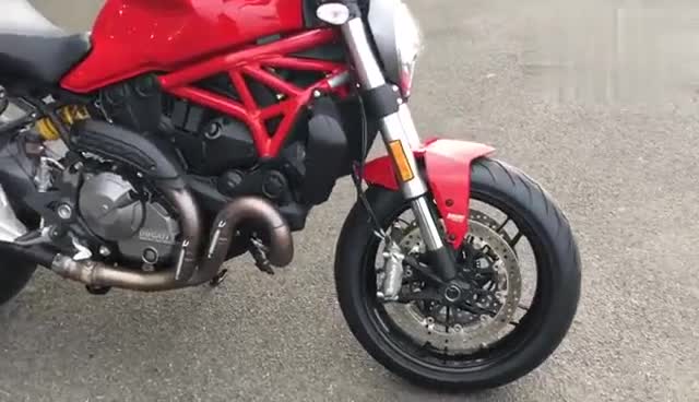 杜卡迪怪兽821实车展示,听这怠速