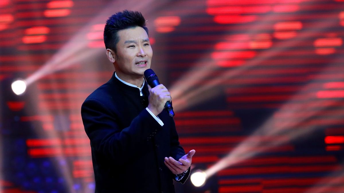 ���͸�����
�ߴ�˭��
�������ã�����������һ�ס����ס�
��������