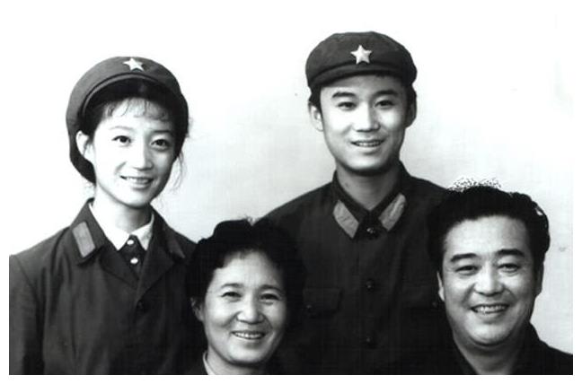 老戏骨于洋:与妻子从一见钟情到白头偕老,相伴67年诠释情为何物