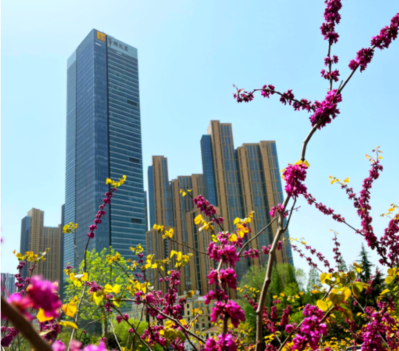 煤老板、李嘉诚、上市公司,抄底楼市的队伍日渐壮大!休闲区蓝鸢梦想 - Www.slyday.coM 煤老板、李嘉诚、上市公司,抄底楼市的队伍日渐壮大!休闲区蓝鸢梦想 - Www.slyday.coM