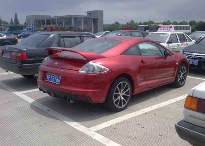 南通如皋街头实拍日产Eclipse跑车，大尾翼相当拉风！