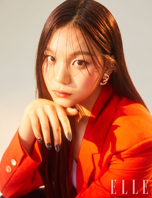韩国女团gfriend最新杂志写真曝光