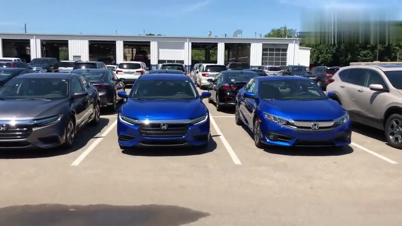 颜值不输一旁的思域，本田Insight实拍展示