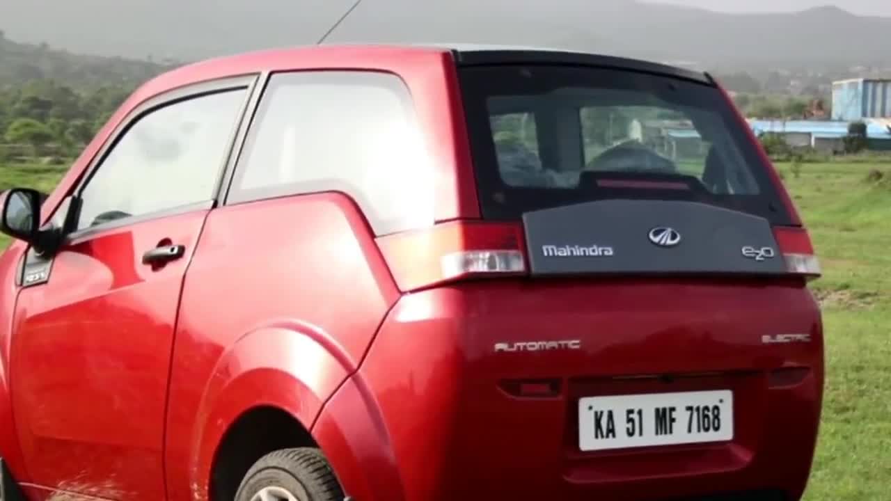 各式特色的汽车展示！