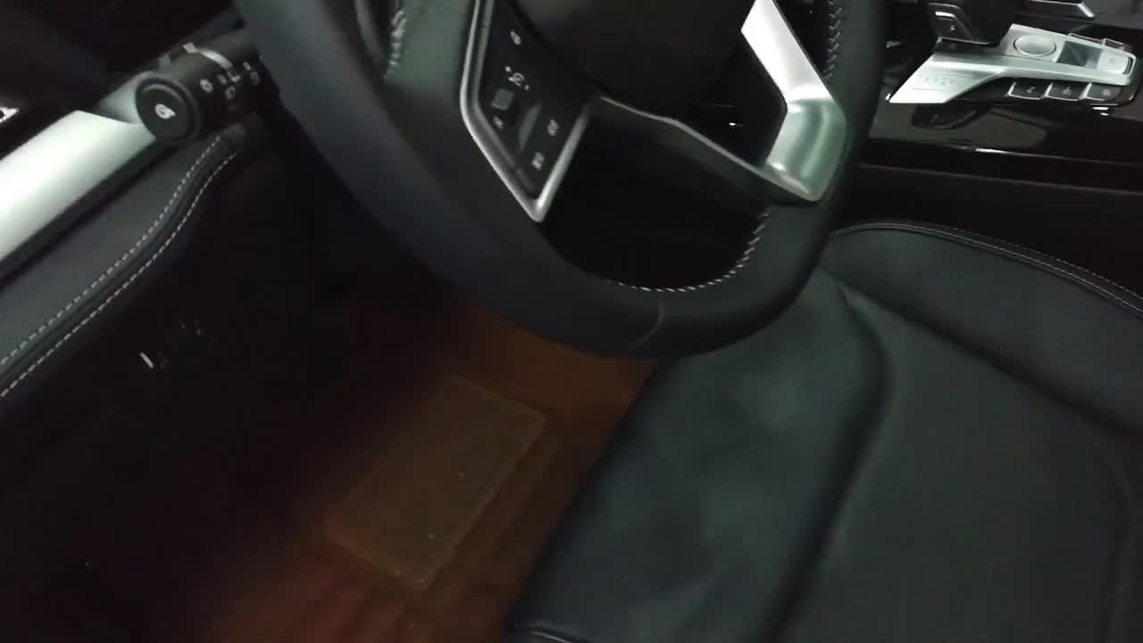 买台比亚迪宋pro，第一次看到了国产车的底盘，太整齐了