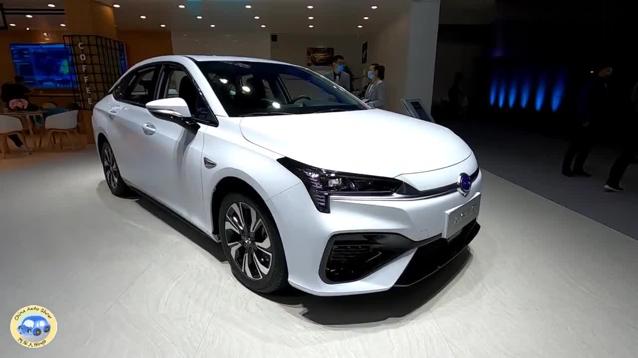 2020款广汽埃安Aion S车展实拍，全方位展示后，买不买做个参考