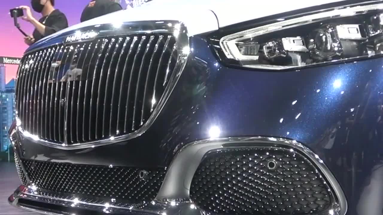 嘴上说难看口水很诚实，车展体验全新迈巴赫S级