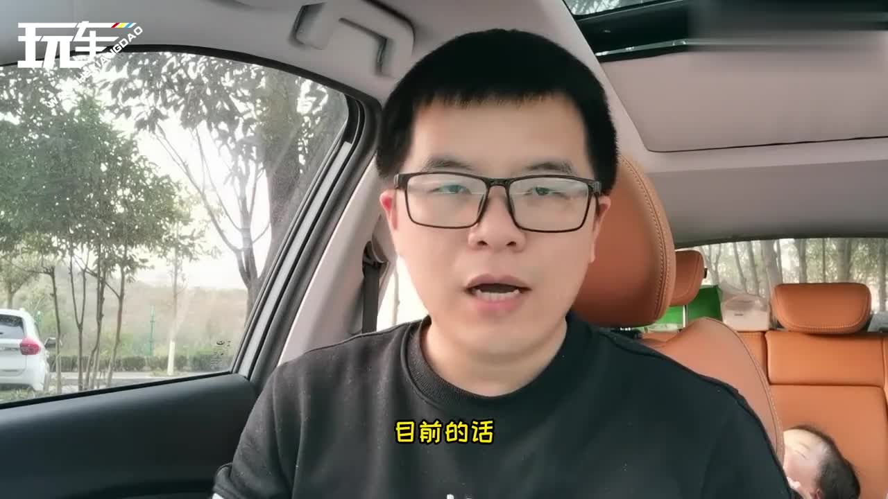 五菱全新“大面包”来了！轴距3180mm，78座布局，1.5T146马力