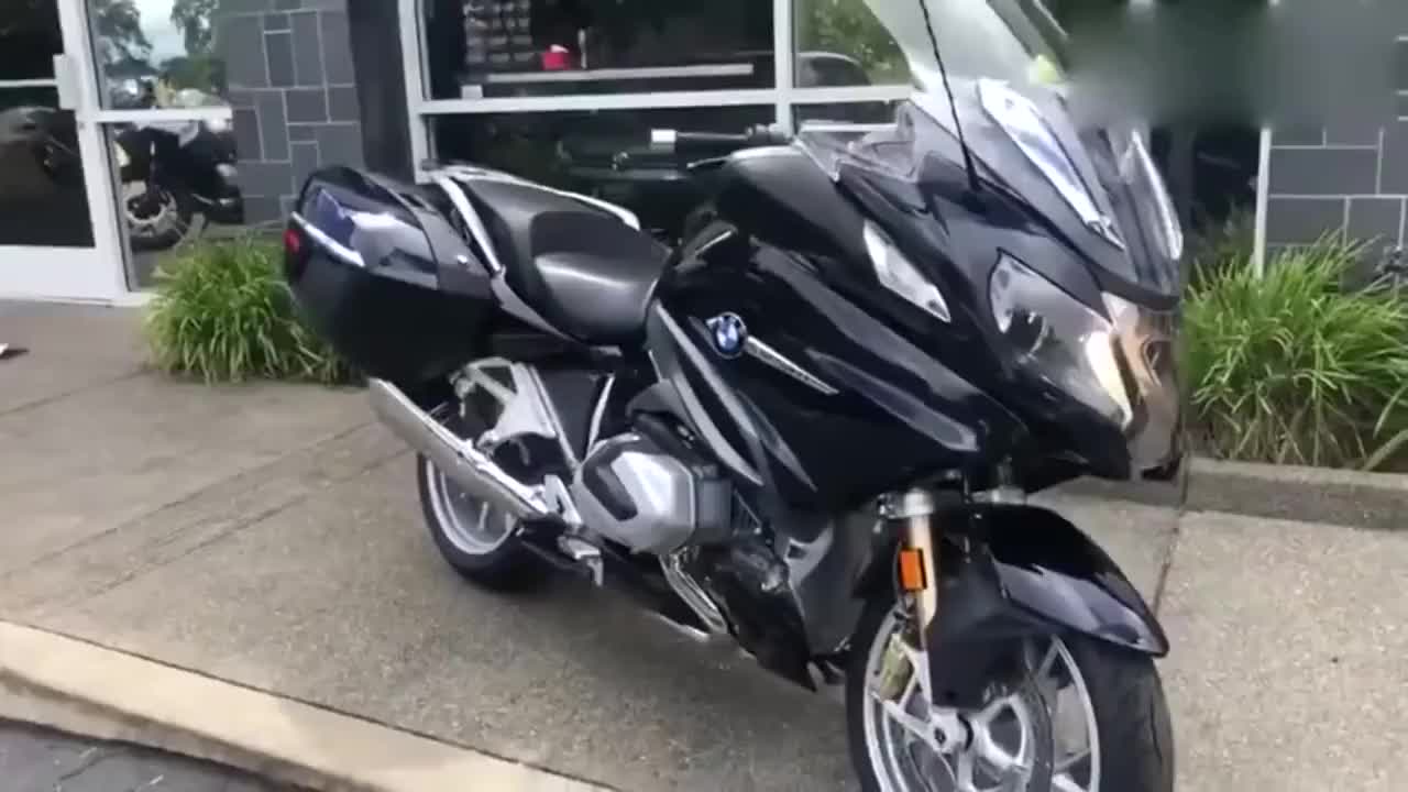 机车摩托宝马r1250rt实拍搭载水平对置发动机声浪如何