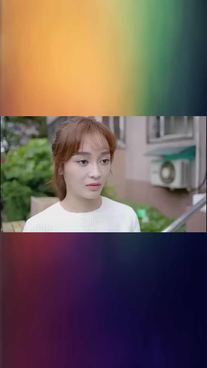 漂亮的李慧珍拜金女狠心和男友分手男友一个电话让她觉悟