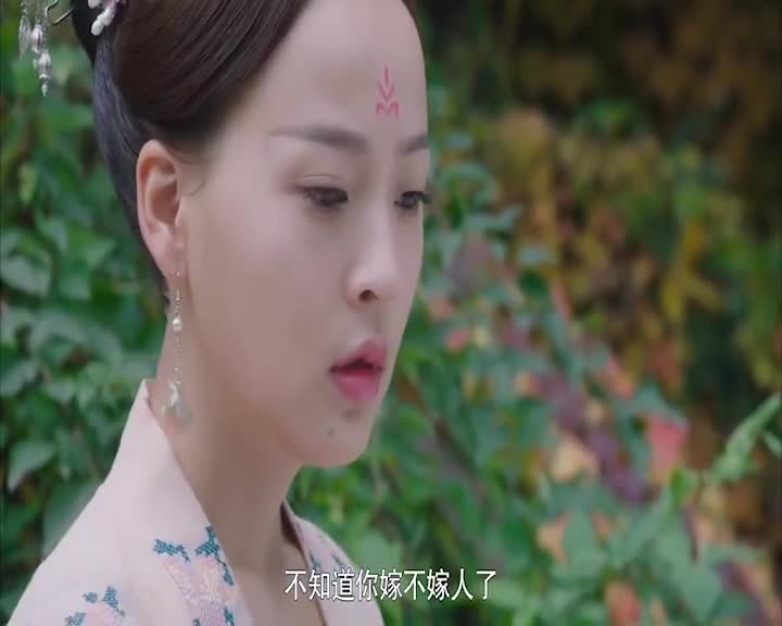 洛菲菲因而算是明白了,谢嫣然属意的是宸王,而不是皇上