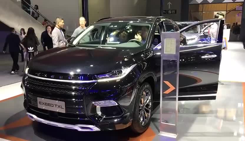 车展抢鲜看：奇瑞星途TXL外观，加长版LX中型SUV家族化外观