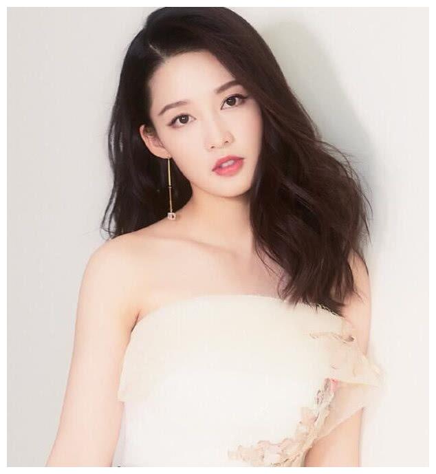 漂亮女明星前50名 最美,中国前十名漂亮女明星 中国最美四位女明星排名,第一名果然是她,最后一名你绝对想不到