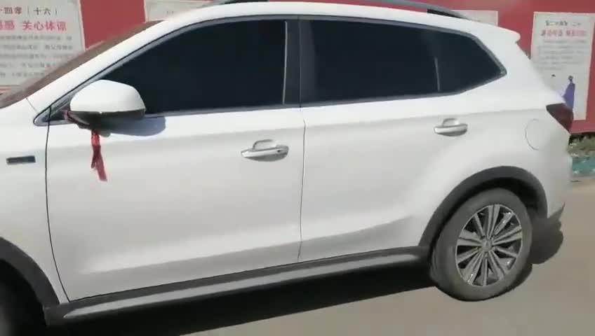 荣威RX5外观怎么样？车主实拍值得