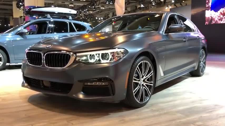 2020款宝马5系530e高清实拍