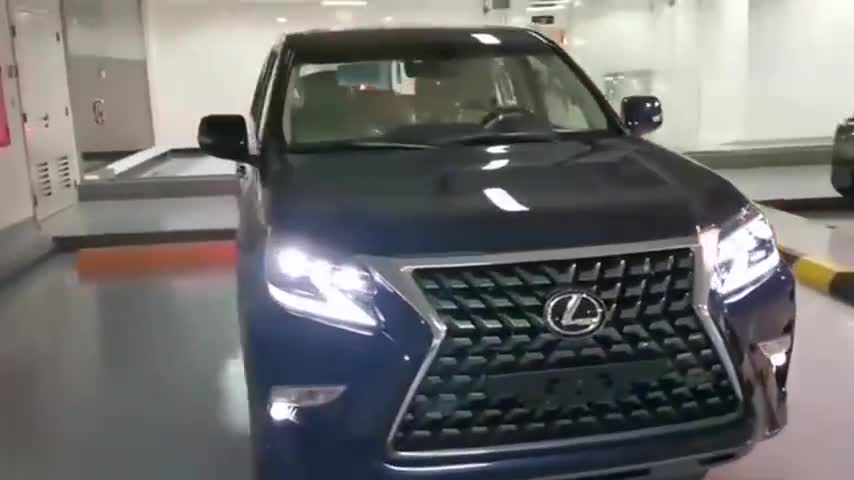 2020款雷克萨斯GX460车库实拍，详细了解完实车，等不等自己考虑
