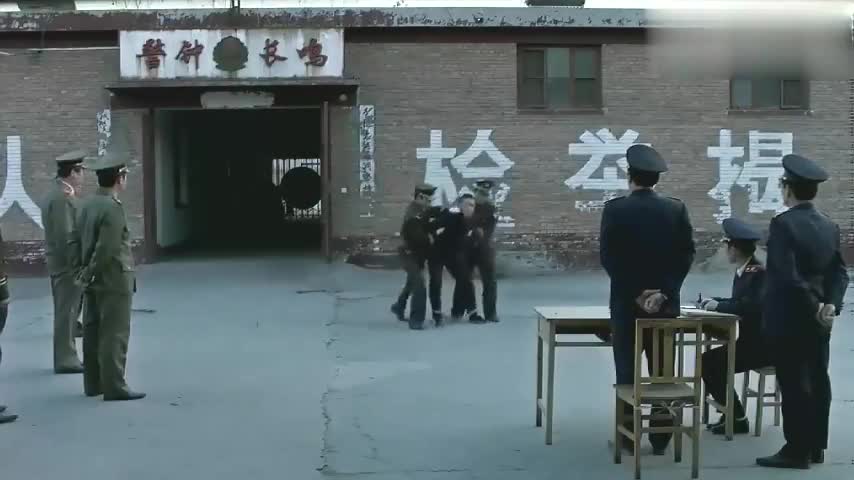 死刑犯被执行枪决,谁料刑场上发生了变故,太吓人了!