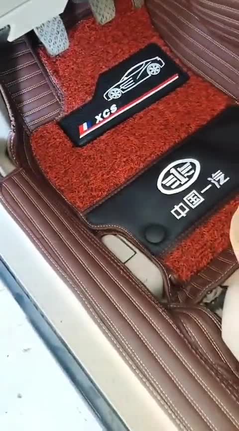 奔腾b50铺车实拍