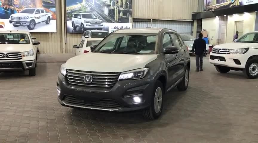 2020款长安CS75，外观和内饰实拍