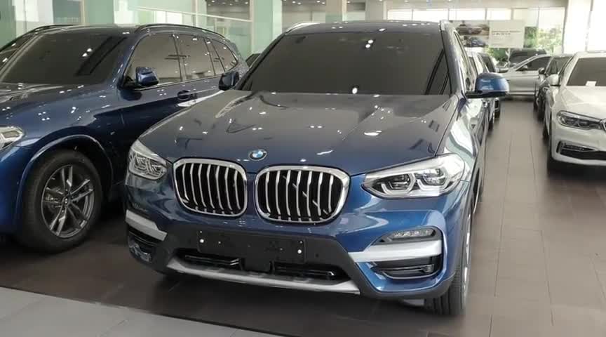 2020款宝马X3xLine版到店，外观和内饰实拍