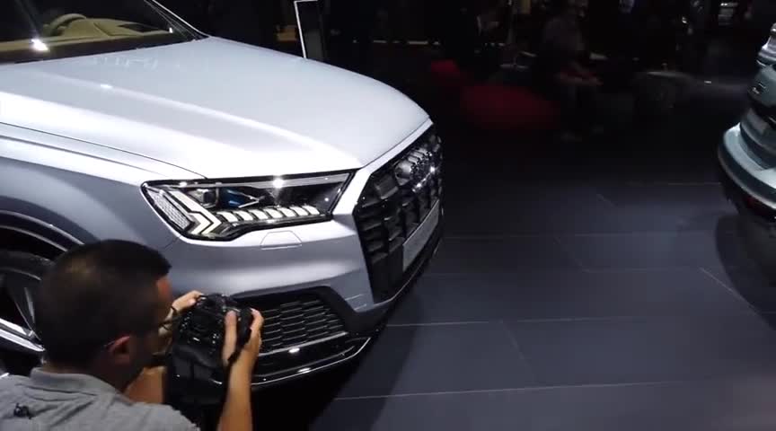 2020款奥迪Q750TDI，外观和内饰实拍