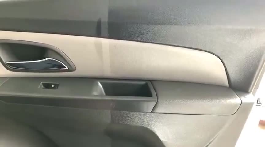 翻新保养爱车内饰