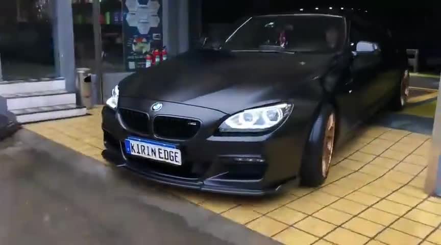 爱车养护，宝马530改色贴膜电光金