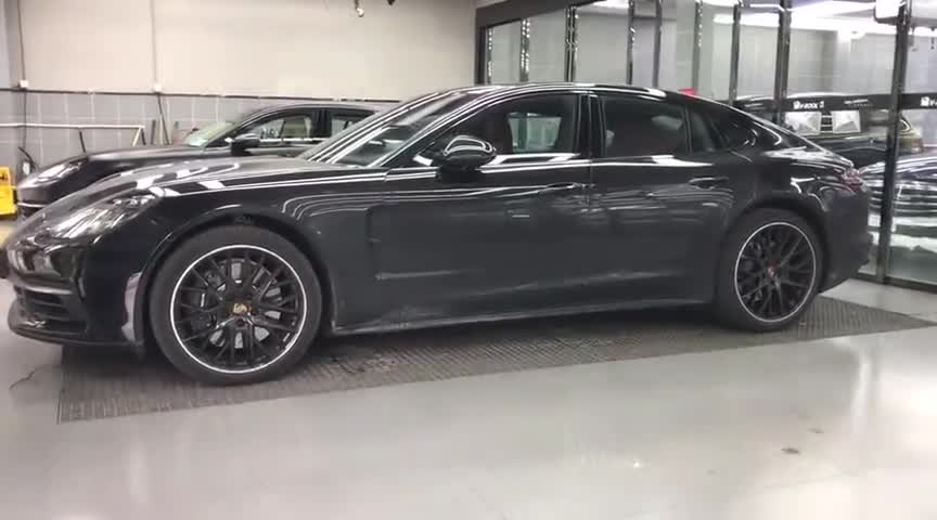 新车最佳车漆保护方案贴隐形车衣