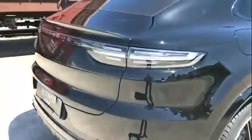 2020款保时捷卡宴Coupe实车展示，看到外观和内饰我放弃了宝马X6