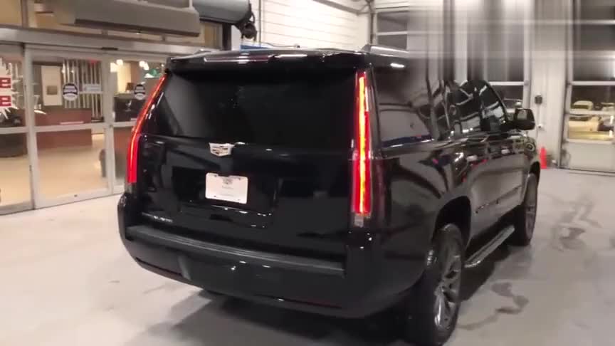 2020款凯迪拉克凯雷德入库实拍