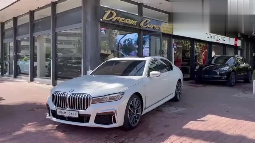 2021款宝马7系实拍展示，颜值真不赖，太漂亮了，买不买自己定