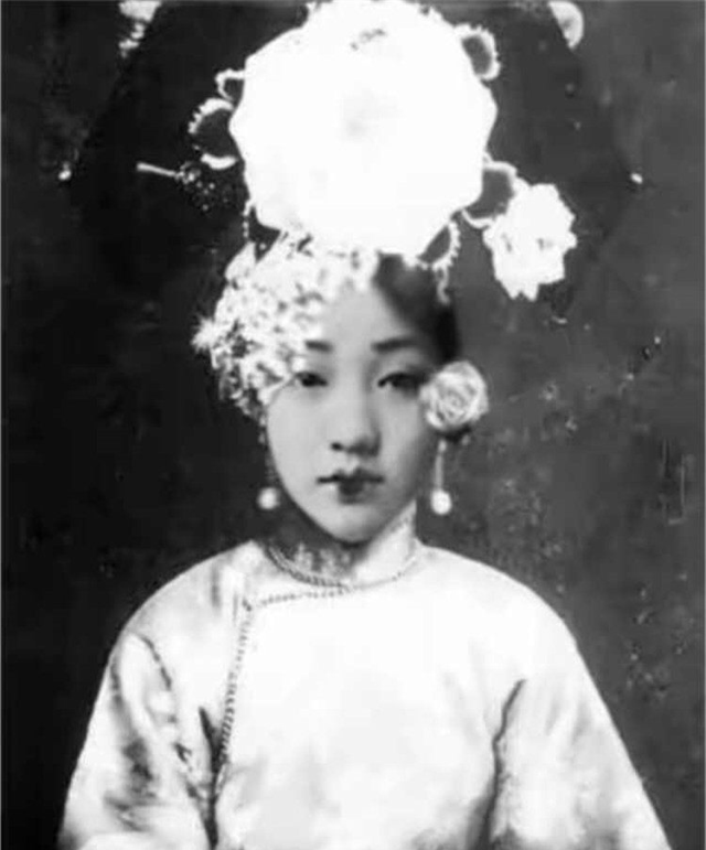 光绪帝一生宠爱的珍妃到底有多美这组老照片足以证明