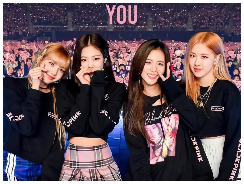 blackpink一左一右,blackpink壁纸lisa blackpink包揽2020全球人气组合奖和最佳mv奖,恭喜粉墨!