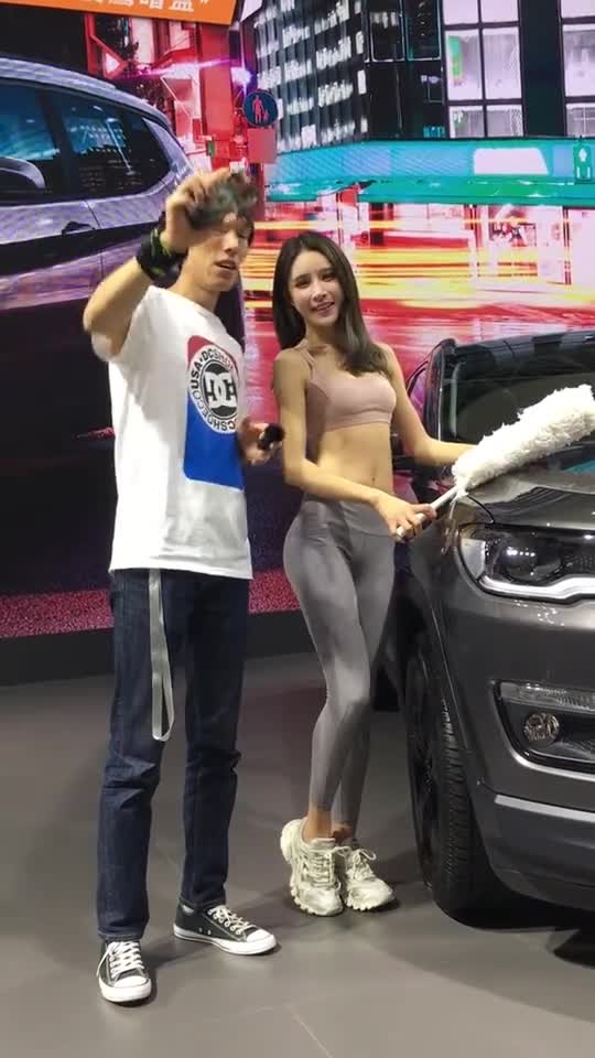 车展随影！！看看小姐姐都说了什么