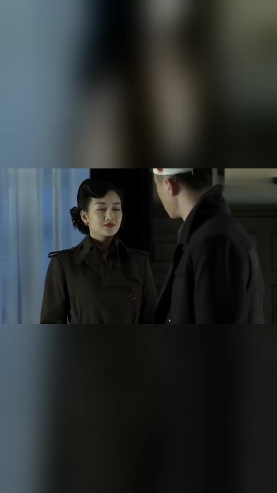 伪装者汪曼春要求特务监视明楼看来对师哥还是不放心啊